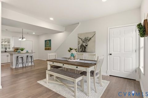 Tiny photo for 724 Wilson Street, Petersburg, VA 23803 (MLS # 2533454)