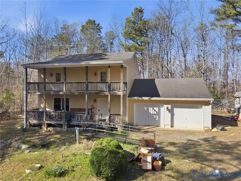 Tiny photo for 16391 Gun Barrel Road, Beaverdam, VA 23192 (MLS # 2607928)