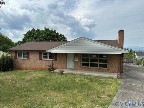 Photo of 865 Olney Road, Vinton, VA 24179 (MLS # 2610842)