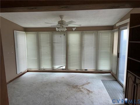 Tiny photo for 865 Olney Road, Vinton, VA 24179 (MLS # 2610842)
