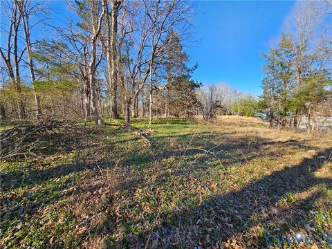 Tiny photo for Lot B Layne Street, Farmville, VA 23901 (MLS # 2606566)