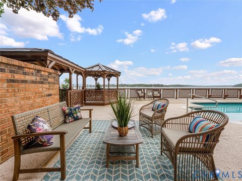 Tiny photo for 310 Green Point Lane, Cobbs Creek, VA 23050 (MLS # 2611270)