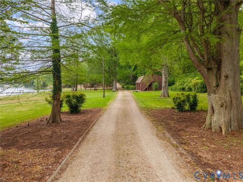 Tiny photo for 310 Green Point Lane, Cobbs Creek, VA 23050 (MLS # 2611270)