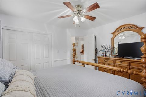 Tiny photo for 616 Pinehurst Avenue, Colonial Heights, VA 23834 (MLS # 2613566)
