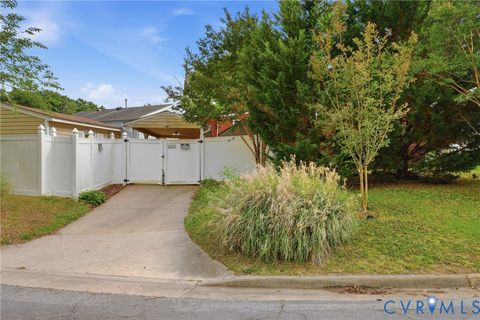 Tiny photo for 616 Pinehurst Avenue, Colonial Heights, VA 23834 (MLS # 2613566)
