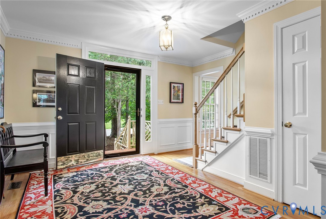 12912 Houndstooth Way