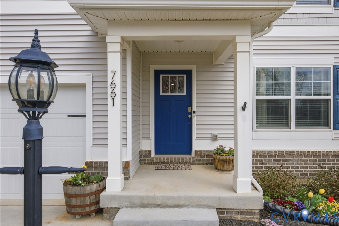 7661 Lovegrass Terrace