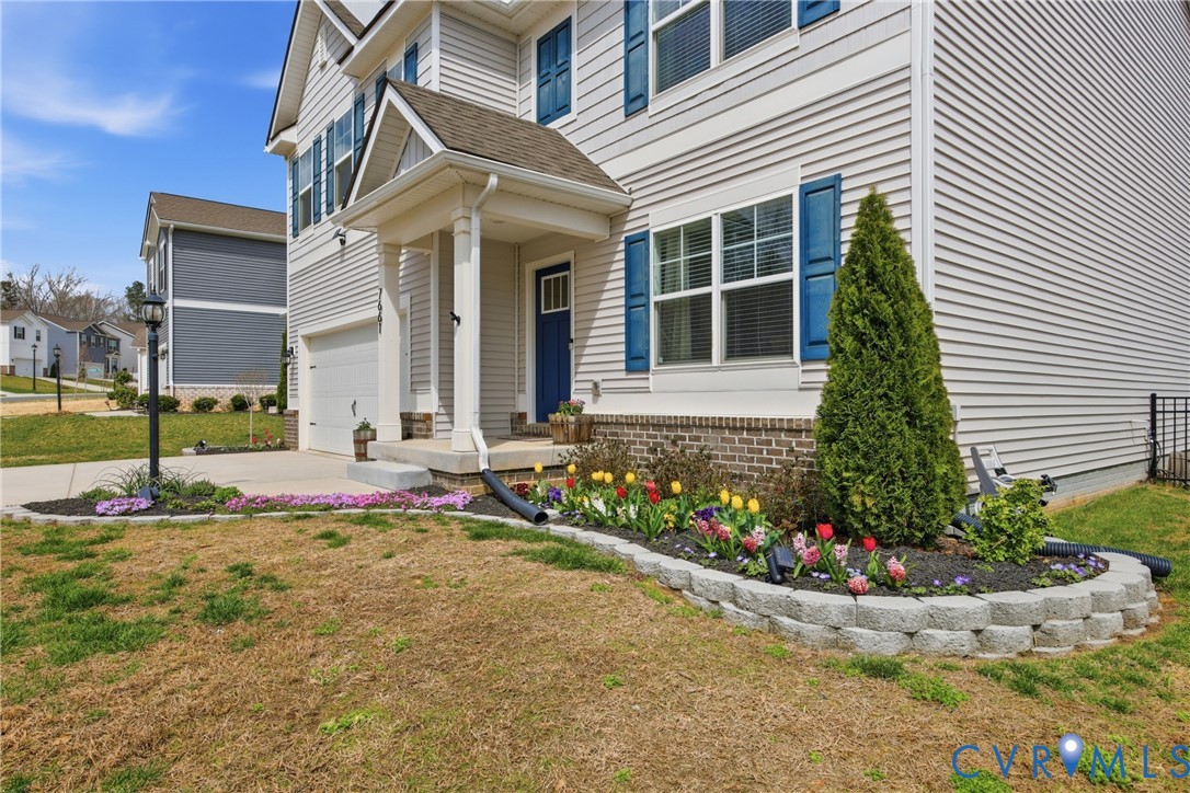 7661 Lovegrass Terrace