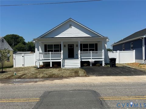 Tiny photo for 704 Jackson Street, Colonial Beach, VA 22443 (MLS # 2613799)