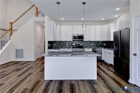 Tiny photo for 12304 Stone's Run Way, New Kent, VA 23124 (MLS # 2616635)