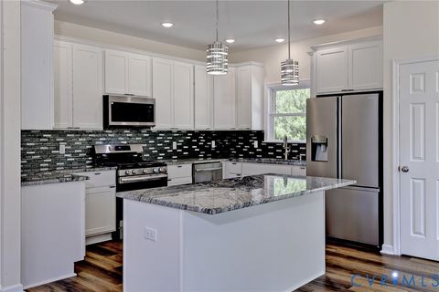 Tiny photo for 12304 Stone's Run Way, New Kent, VA 23124 (MLS # 2616635)