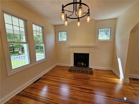 Tiny photo for 913 W Osborn Road, Farmville, VA 23901 (MLS # 2611591)