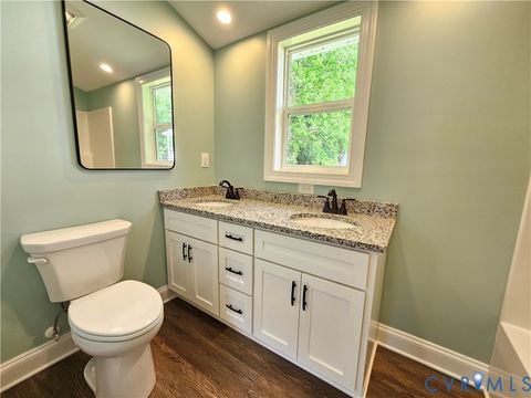 Tiny photo for 913 W Osborn Road, Farmville, VA 23901 (MLS # 2611591)