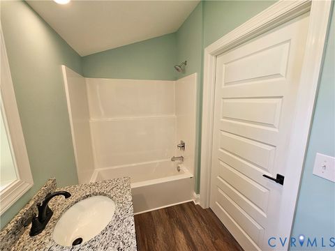 Tiny photo for 913 W Osborn Road, Farmville, VA 23901 (MLS # 2611591)