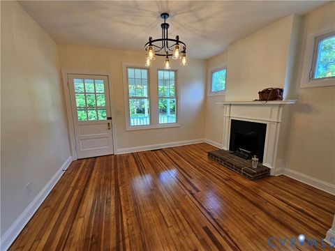 Tiny photo for 913 W Osborn Road, Farmville, VA 23901 (MLS # 2611591)