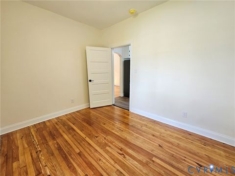Tiny photo for 913 W Osborn Road, Farmville, VA 23901 (MLS # 2611591)