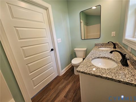 Tiny photo for 913 W Osborn Road, Farmville, VA 23901 (MLS # 2611591)