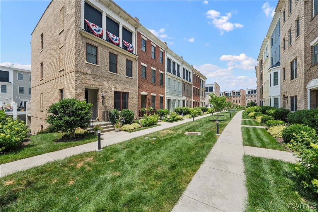 12340 Purbrook Walk