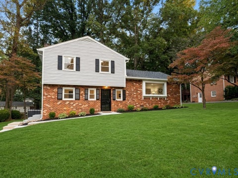 Photo of 533 Williamsdale Drive, Midlothian, VA 23235 (MLS # 2628491)