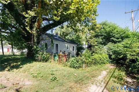 Tiny photo for 101 Slagle Avenue, Petersburg, VA 23803 (MLS # 2600262)