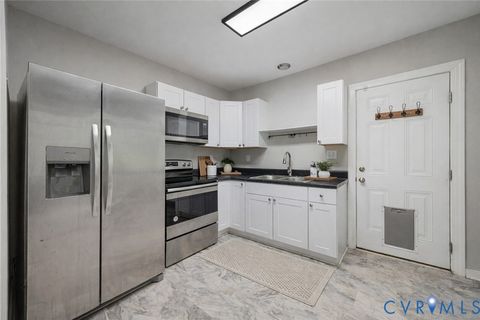 Tiny photo for 101 Slagle Avenue, Petersburg, VA 23803 (MLS # 2600262)