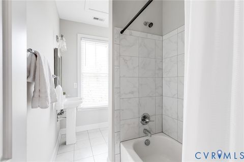 Tiny photo for 1007 N 27th Street, Richmond, VA 23223 (MLS # 2617112)