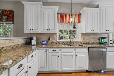 Tiny photo for 12312 Hampton Valley Place, Chesterfield, VA 23832 (MLS # 2627606)