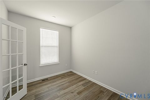 Tiny photo for 6467 Fennec Run, Chesterfield, VA 23120 (MLS # 2604950)