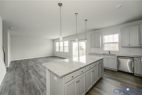 Tiny photo for 6467 Fennec Run, Chesterfield, VA 23120 (MLS # 2604950)