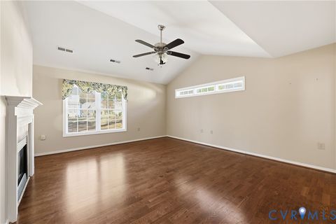 Tiny photo for 102 Creek Point Court, Colonial Heights, VA 23834 (MLS # 2531800)
