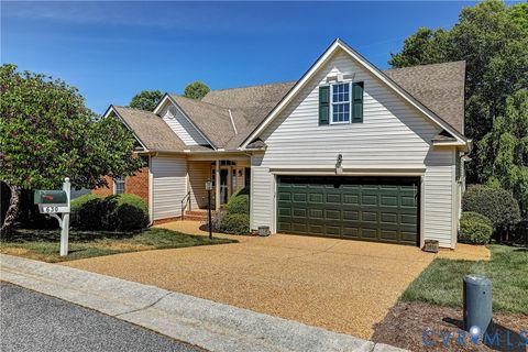 Tiny photo for 630 Krim Point Loop, Midlothian, VA 23114 (MLS # 2612058)