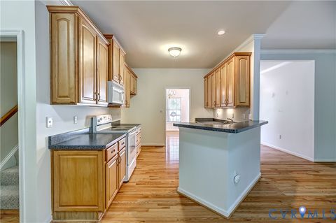 Tiny photo for 630 Krim Point Loop, Midlothian, VA 23114 (MLS # 2612058)