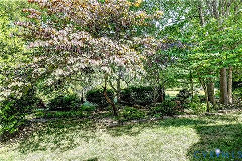 Tiny photo for 630 Krim Point Loop, Midlothian, VA 23114 (MLS # 2612058)