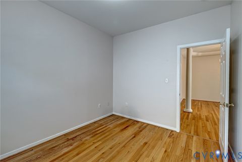 Tiny photo for 630 Krim Point Loop, Midlothian, VA 23114 (MLS # 2612058)