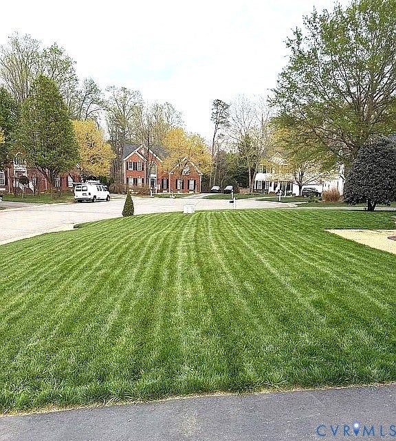 9395 Roseland Court