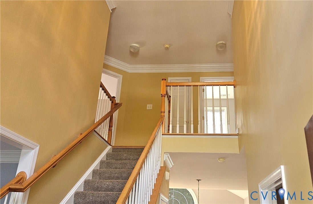 9395 Roseland Court