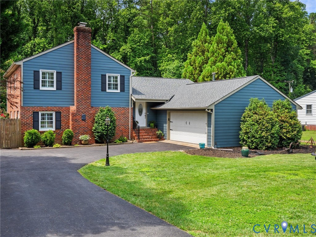Photo 1 of 37 — 150 Arkwright Road, North Chesterfield, VA 23236
