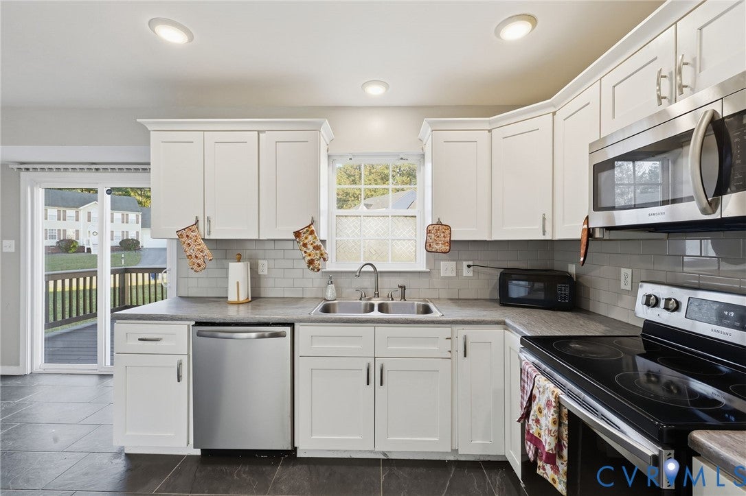 6614 Gills Gate Drive
