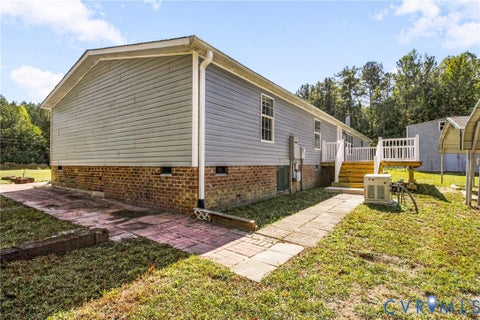 Tiny photo for 8211 Brills Road, Dinwiddie, VA 23872 (MLS # 2627379)