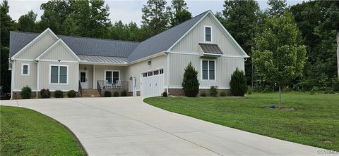 20830 Scarlet Oak Drive Jetersville VA 23083