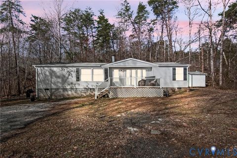 Photo of 197 Holly Grove Court, Bumpass, VA 23024 (MLS # 2605391)