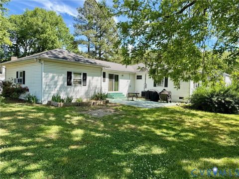 Tiny photo for 1619 F Street, West Point, VA 23181 (MLS # 2611585)