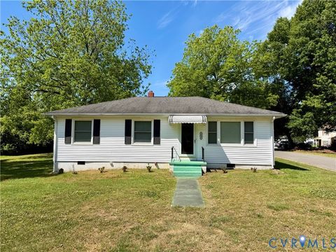 Tiny photo for 1619 F Street, West Point, VA 23181 (MLS # 2611585)