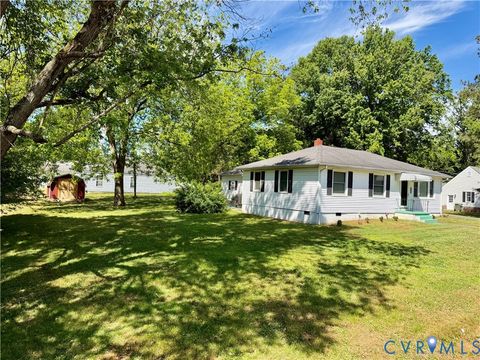 Tiny photo for 1619 F Street, West Point, VA 23181 (MLS # 2611585)