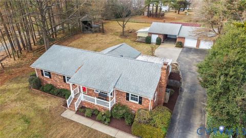 Photo of 7097 Bonniefield Drive, Mechanicsville, VA 23111 (MLS # 2532693)