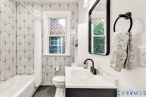 Tiny photo for 503 Pollock Street, Richmond, VA 23222 (MLS # 2625900)