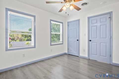 Tiny photo for 522 S Jefferson Street, Petersburg, VA 23803 (MLS # 2601817)