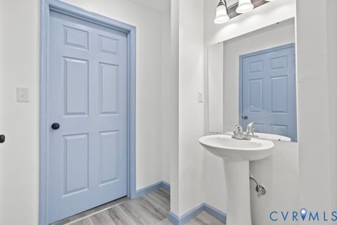 Tiny photo for 522 S Jefferson Street, Petersburg, VA 23803 (MLS # 2601817)