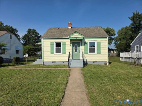 Photo of 1820 St Claire Lane, Richmond, VA 23223 (MLS # 2624854)
