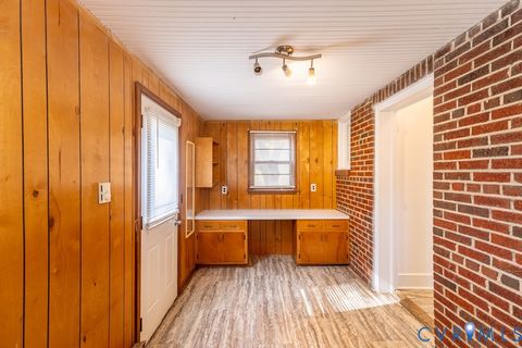 Tiny photo for 106 Courthouse Road, Blackstone, VA 23824 (MLS # 2530608)
